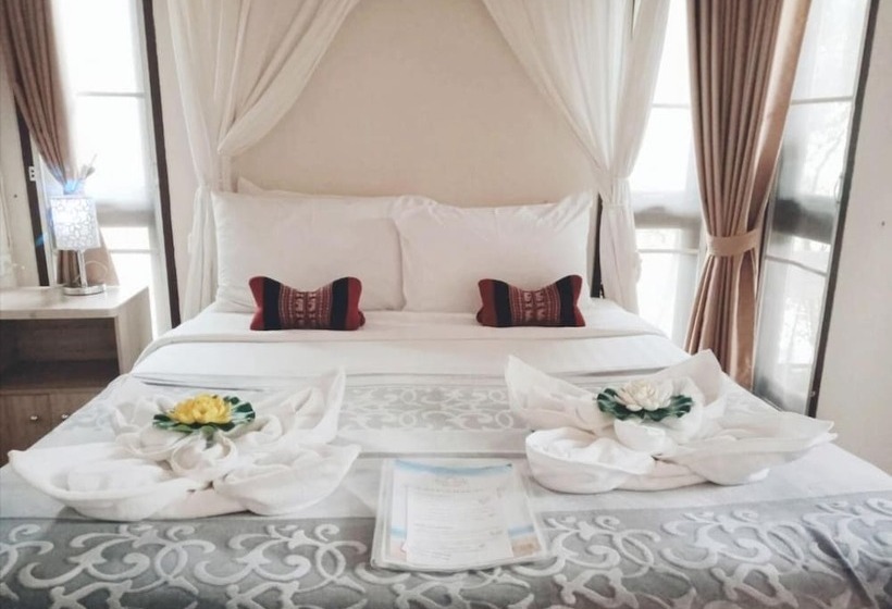 تختخواب و صبحانه Bua Patumma Resort