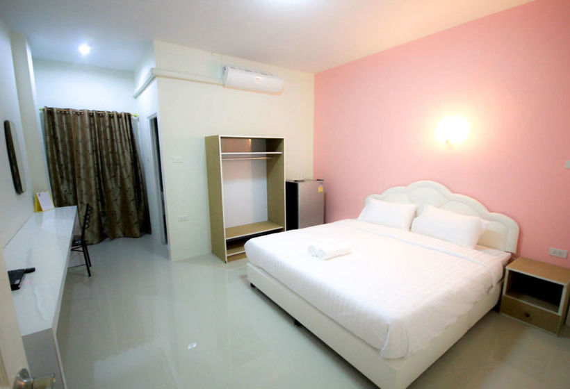 تختخواب و صبحانه Orapan Place