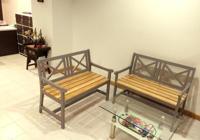 Bed and Breakfast Ztalay House