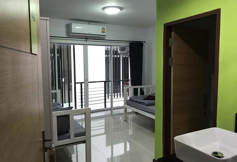 Bedbox Guesthouse & Hostel