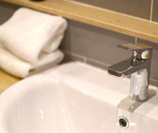 Benri Sriracha Residence