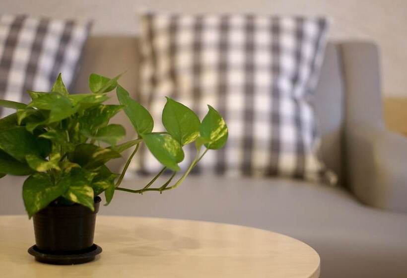 Benri Sriracha Residence