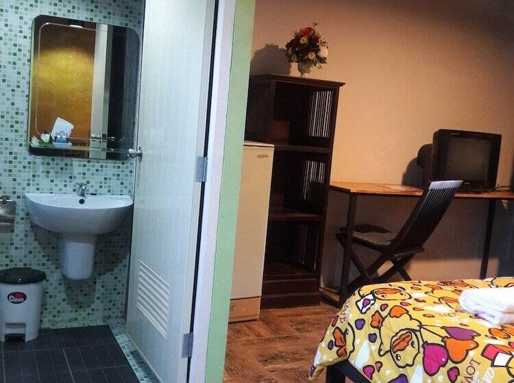 酒店 102 Residence