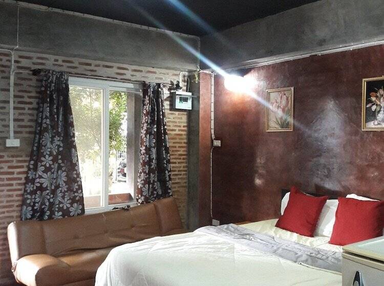 בית מלון כפרי 102 Residence