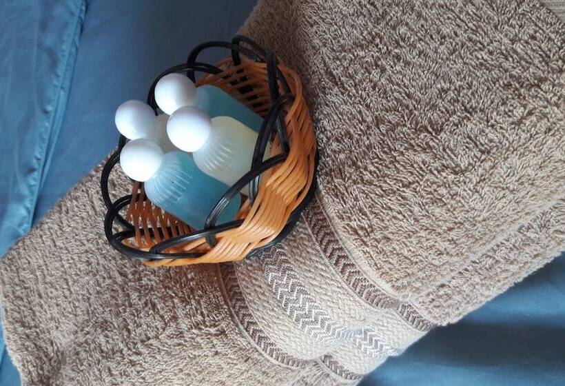 Отель Baan Kiengtalay Samroiyod