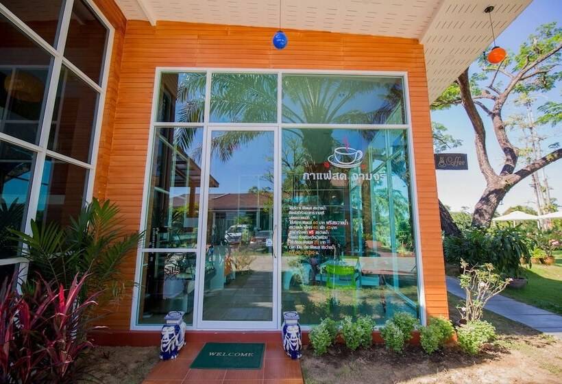 Hotel Baan Suan Khun Ta And Golf Resort