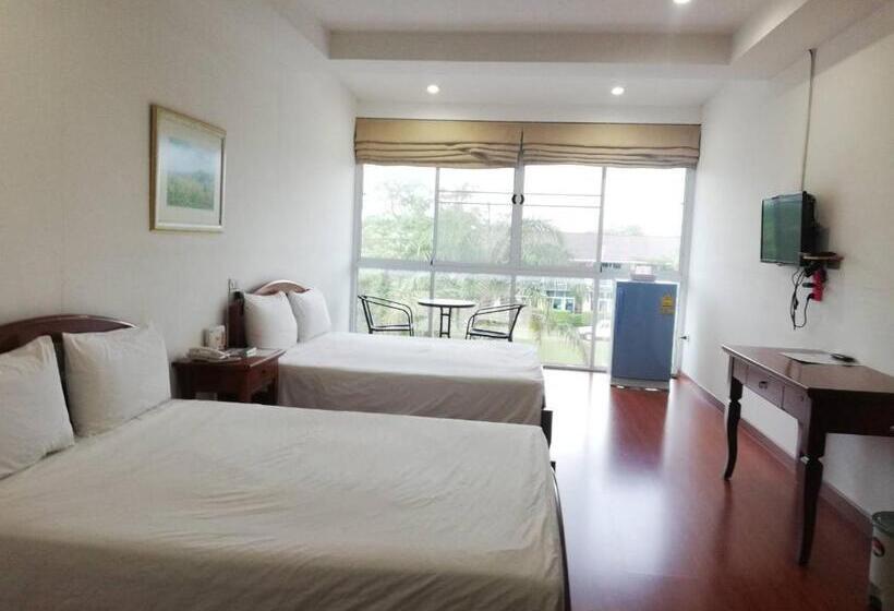 Hotel Baan Suan Khun Ta And Golf Resort