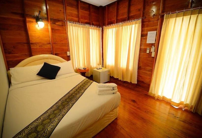 ホテル Baanchaylay Resort