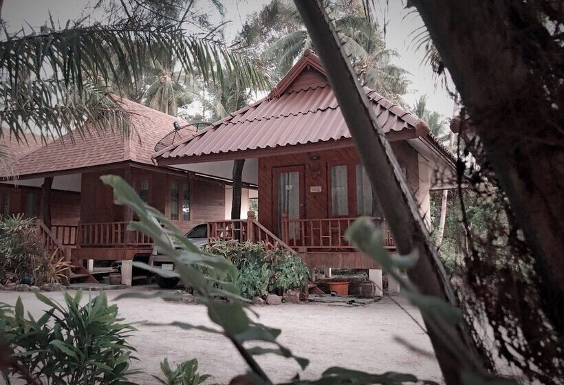 ホテル Baanchaylay Resort