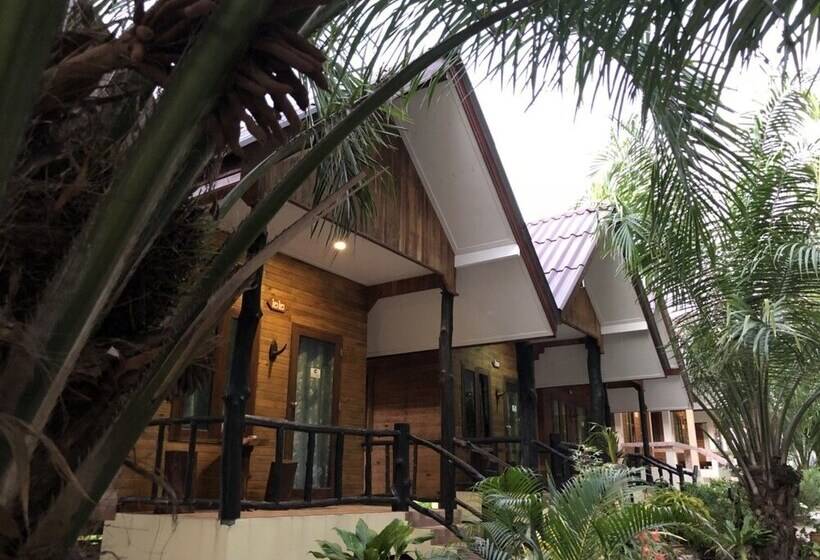 ホテル Baanchaylay Resort