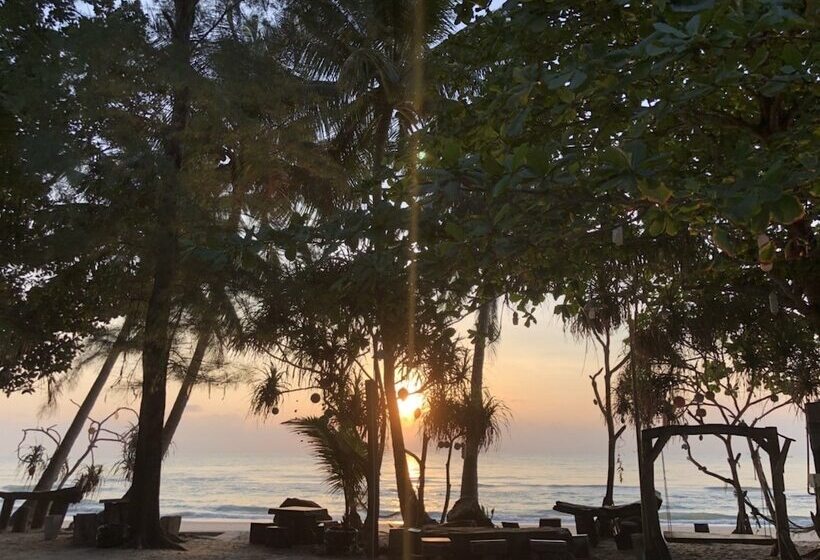 ホテル Baanchaylay Resort