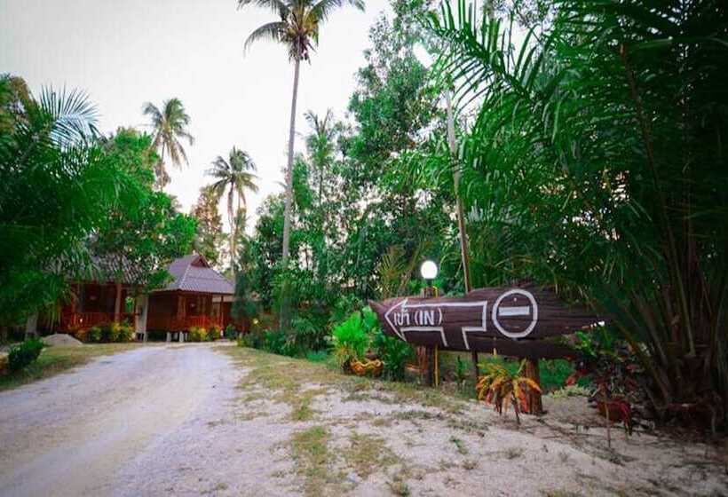 ホテル Baanchaylay Resort