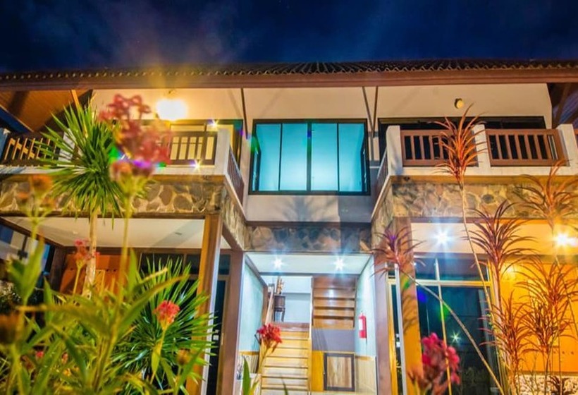 Отель Baanrimnam Resort Trat