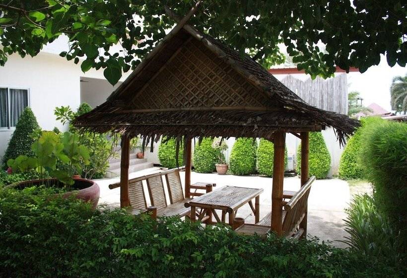 בית מלון כפרי Bamboo Resort