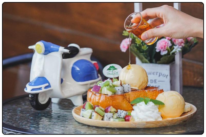 호텔 Chiangkhan River Mountain Resort