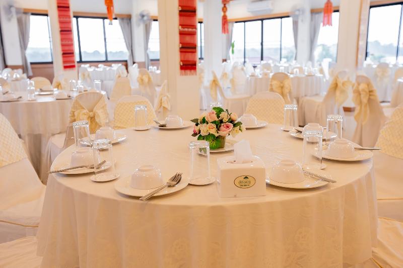 호텔 Chiangkhan River Mountain Resort