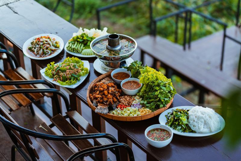 호텔 Chiangkhan River Mountain Resort