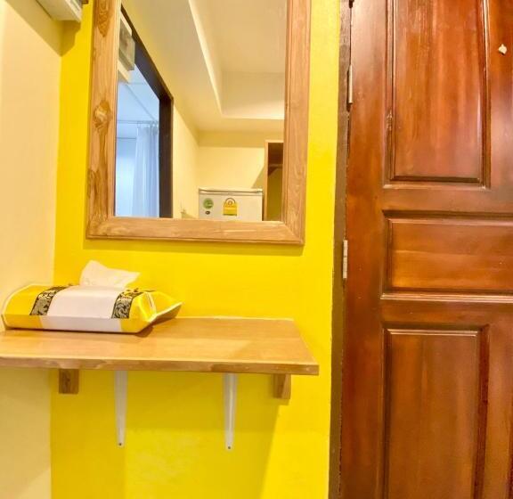 Отель Chinda Boutique