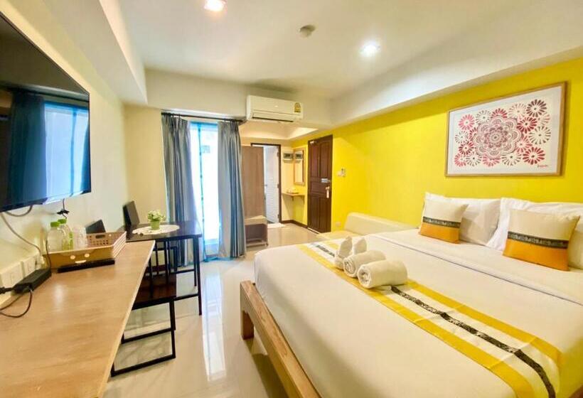 Отель Chinda Boutique