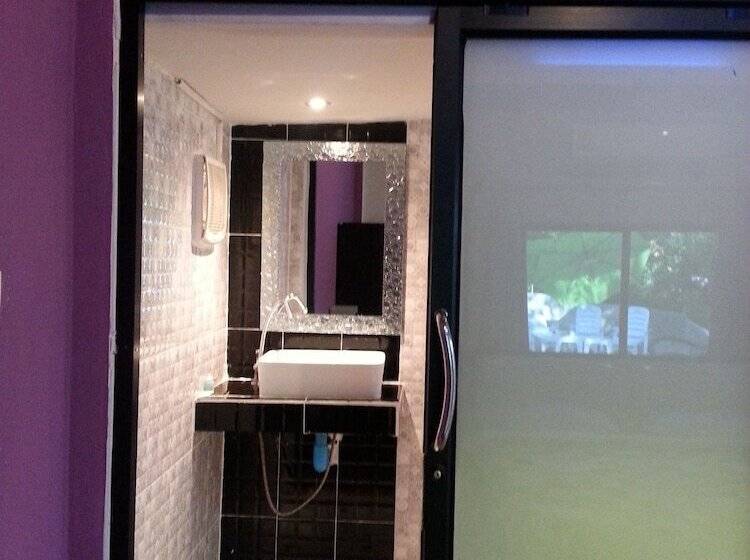 ホテル Exotic Bungalows