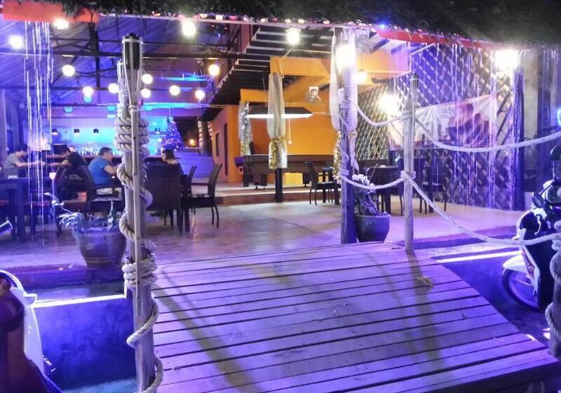 ホテル Exotic Bungalows