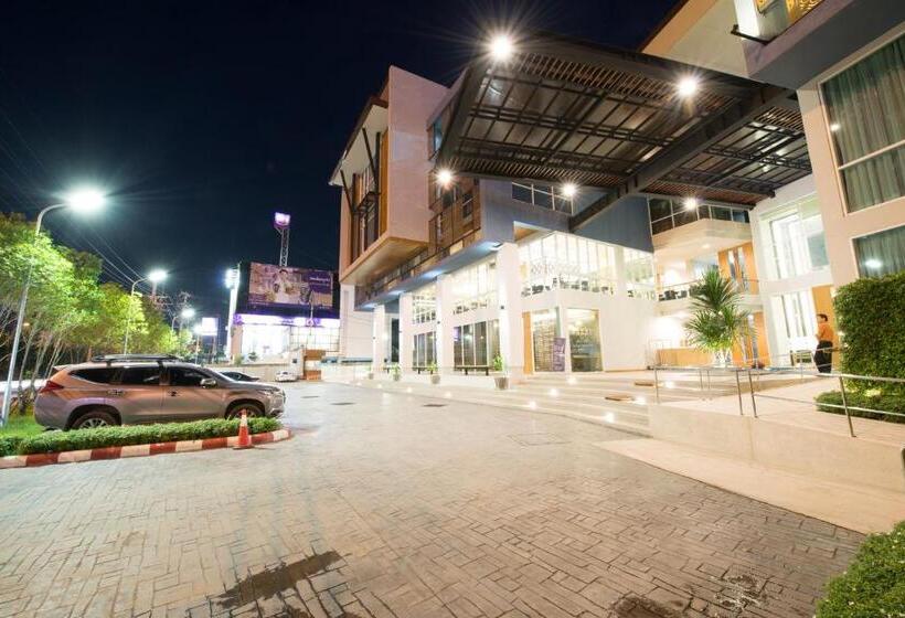 Grand Vista Hotel Chiangrai Sha Extra Plus