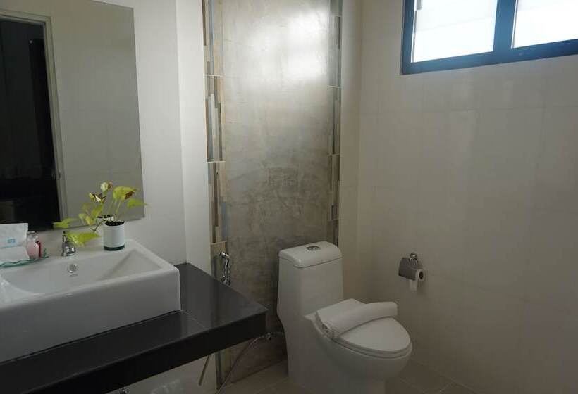 בית מלון כפרי Hyde Place Resort