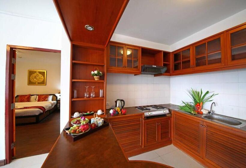 Отель Jade Tower