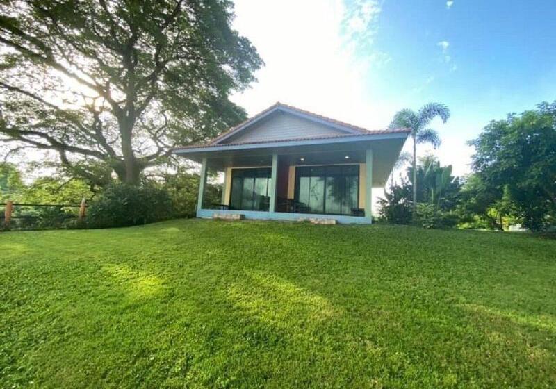 ホテル Khong Chiam Orchid Riverside Resort