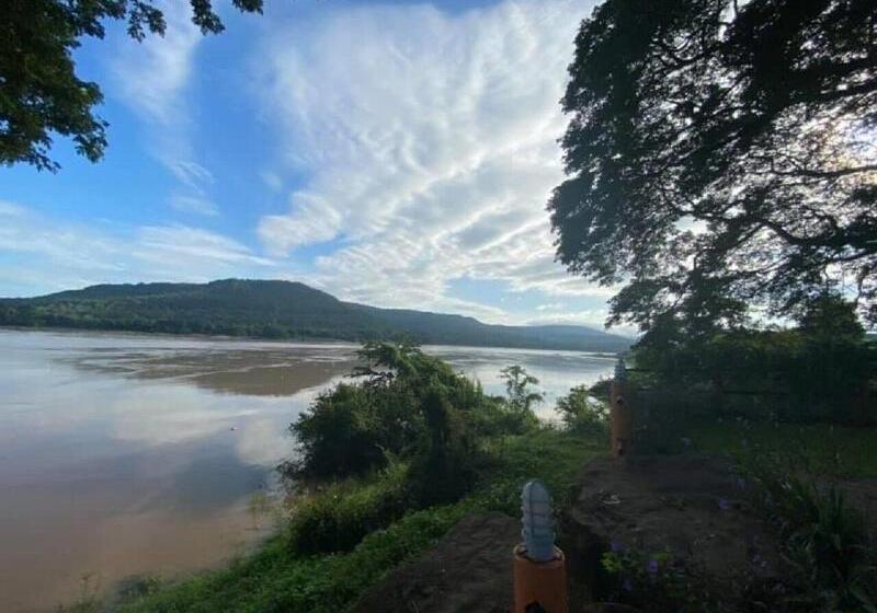 ホテル Khong Chiam Orchid Riverside Resort