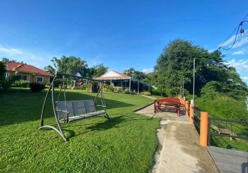 ホテル Khong Chiam Orchid Riverside Resort