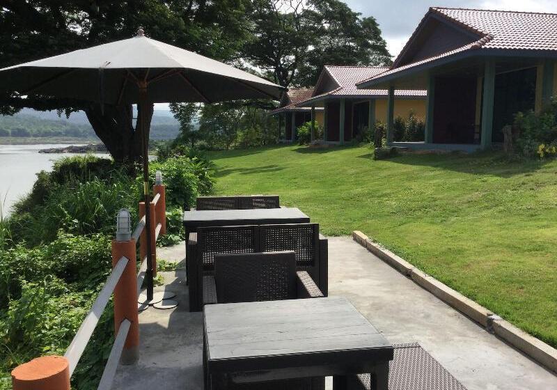 ホテル Khong Chiam Orchid Riverside Resort