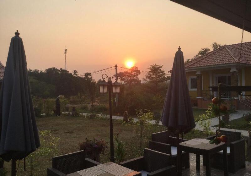 هتل Khong Chiam Orchid Riverside Resort
