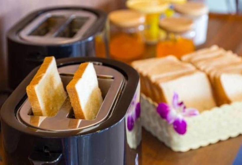 Kyp Khunyuw Place Hotel โรงแรมเควายพี ขุนยูวเพลส ฝาง