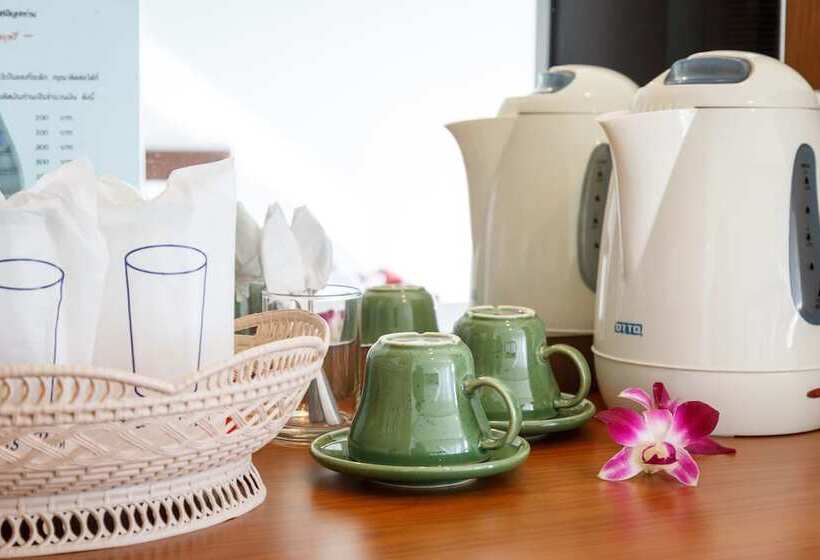 Kyp Khunyuw Place Hotel โรงแรมเควายพี ขุนยูวเพลส ฝาง