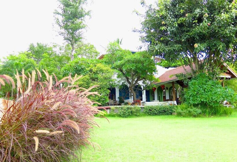 ホテル Kuad Khon Thoe Pai Cottage