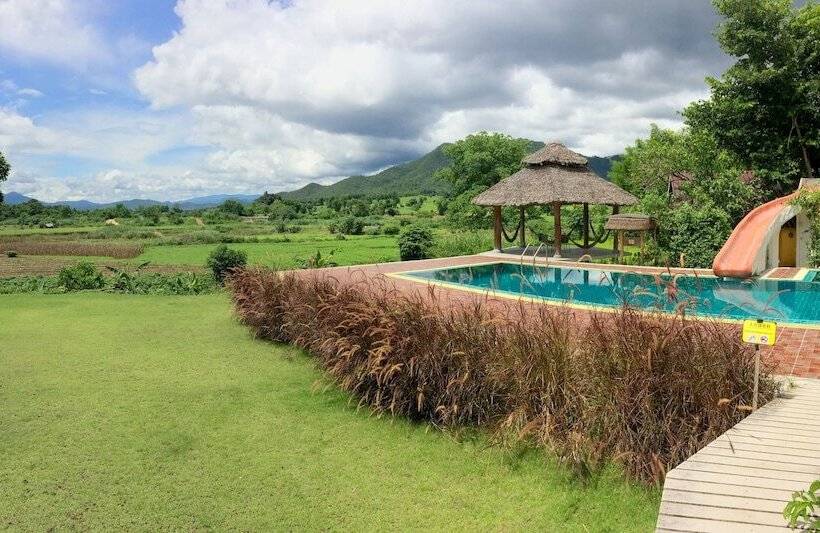 ホテル Kuad Khon Thoe Pai Cottage