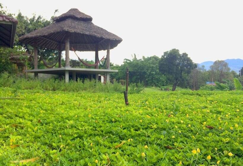 ホテル Kuad Khon Thoe Pai Cottage