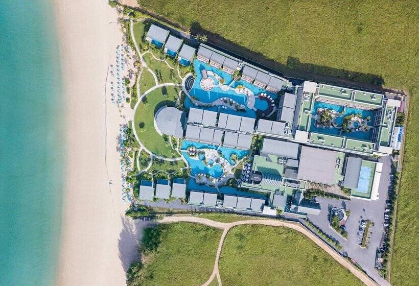 酒店 Le Meridien Khao Lak Resort & Spa