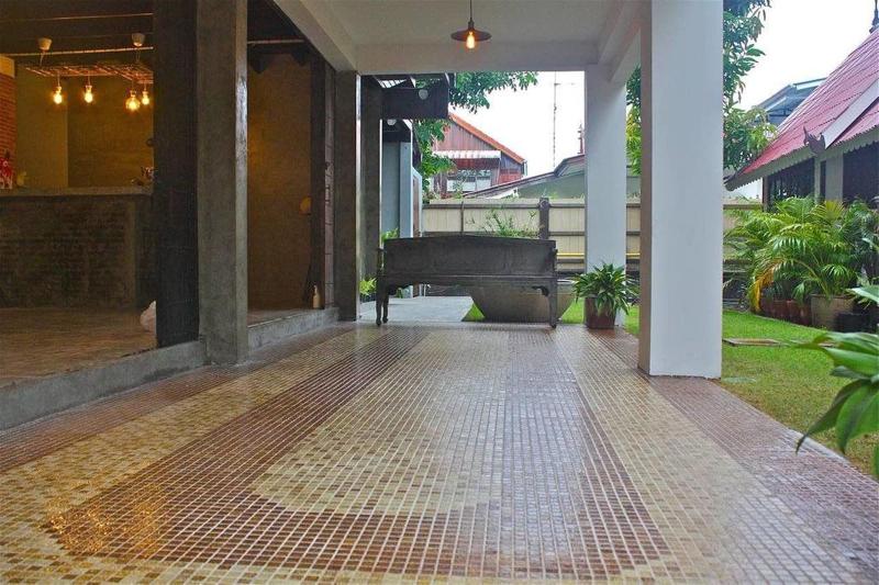 فندق Niwas Ayutthaya