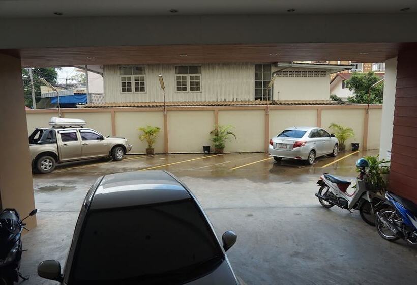 בית מלון כפרי Np Residence