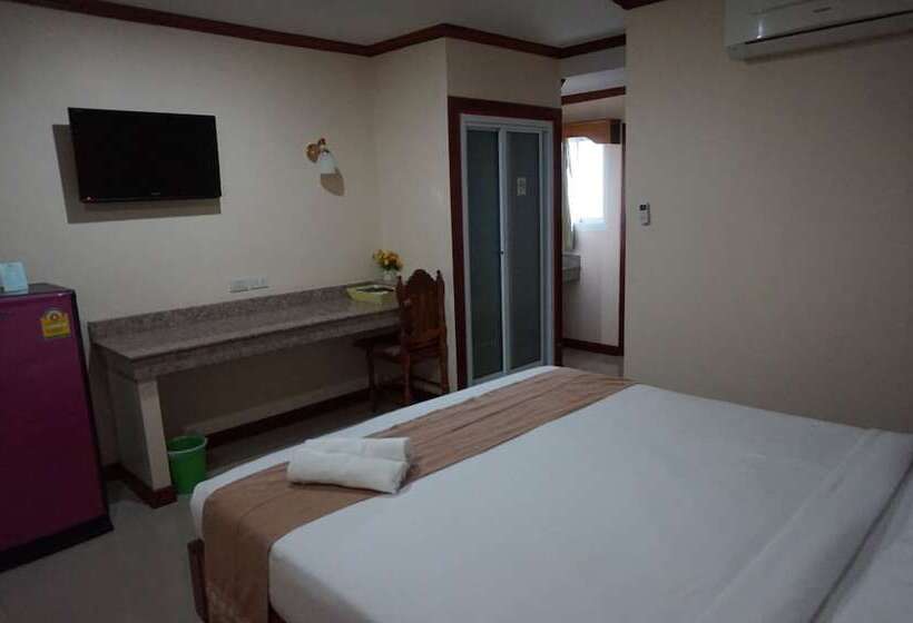 בית מלון כפרי Np Residence