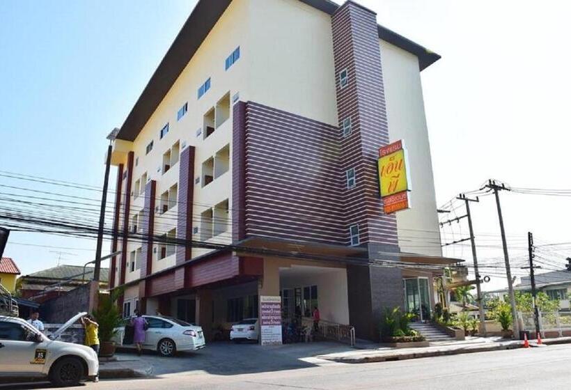 בית מלון כפרי Np Residence