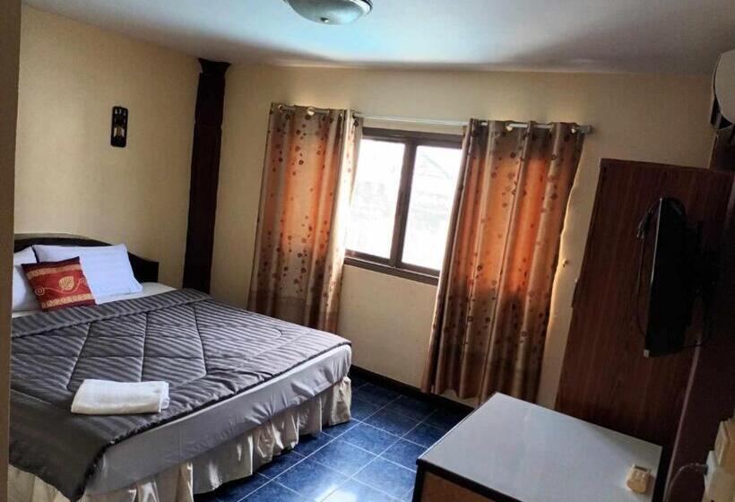 Отель Patong Rose Guest House 50m To Beach