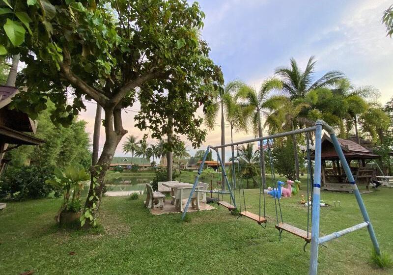 Отель Phuphan Park