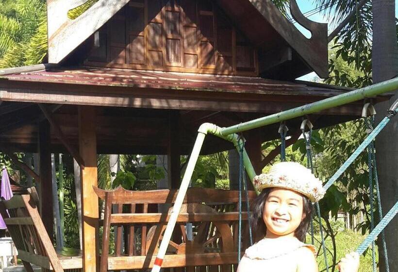 Отель Phuphan Park