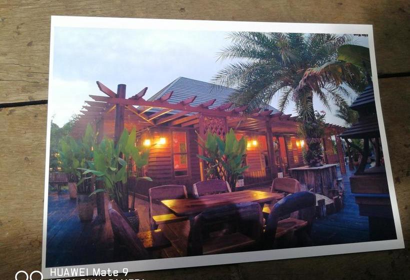 فندق Prachuap Garden View Resort