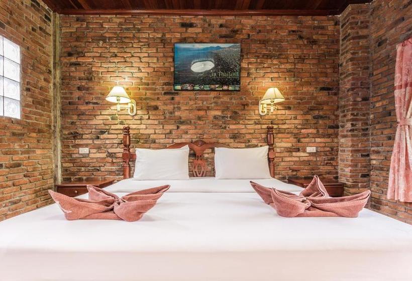 호텔 Raks Thai Resort