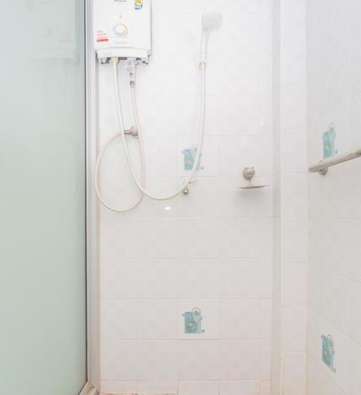 호텔 Raks Thai Resort