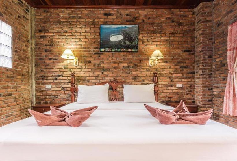 호텔 Raks Thai Resort